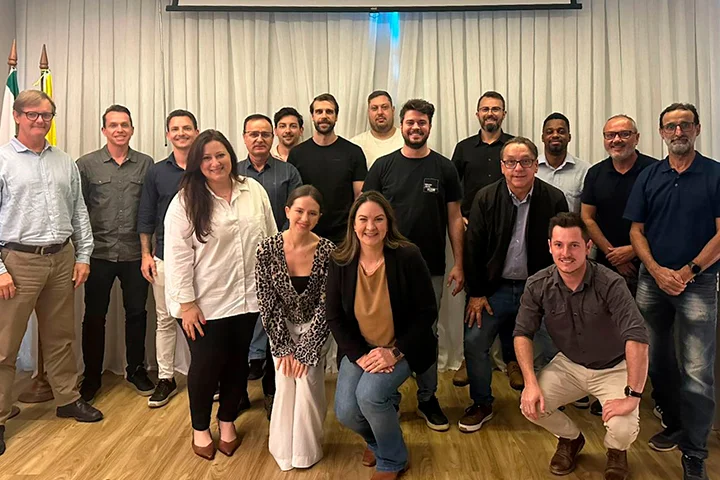 ACIG é pioneira em Gaspar ao formalizar parceria com a ABIT