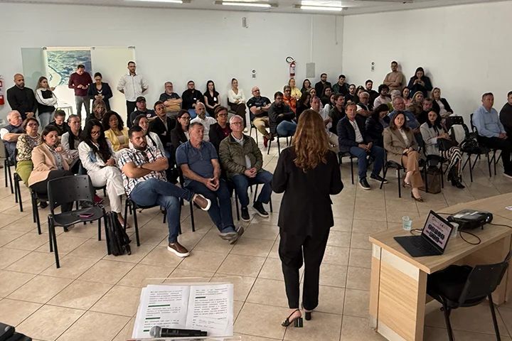 Gaspar adere ao Programa Cidade Empreendedora