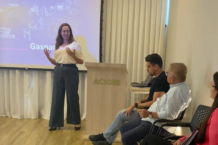 Café com Associados ACIG destaca programa Cidade Empreendedora